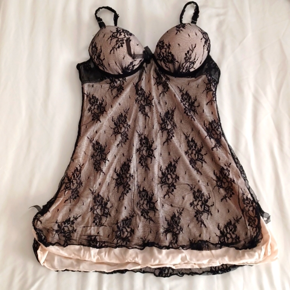 NWOT Camisole Top with Lace - Sz S
